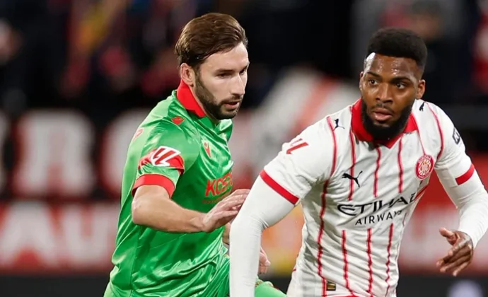 Moncayola ve la quinta tarjeta amarilla y deja un hueco en la medular