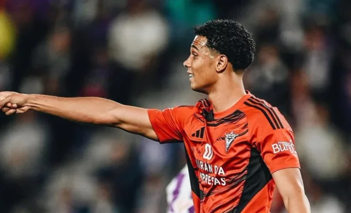 Acuerdo entre Villarreal y Rayo por la cesión de Etienne Eto'o para el filial groguet