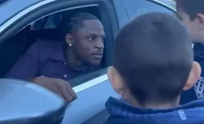 Etta Eyong ya está en Valencia y se apunta al partido contra el Espanyol