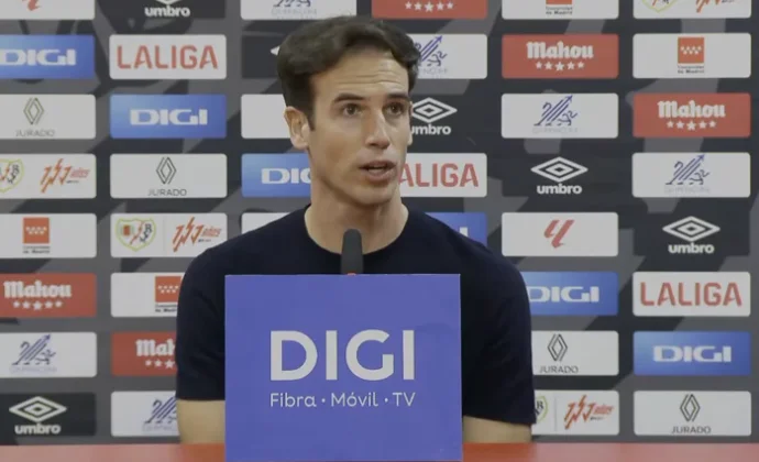 Íñigo Pérez analiza el triunfo, evita hablar del arbitraje y destaca a Carlos Martín y De Frutos