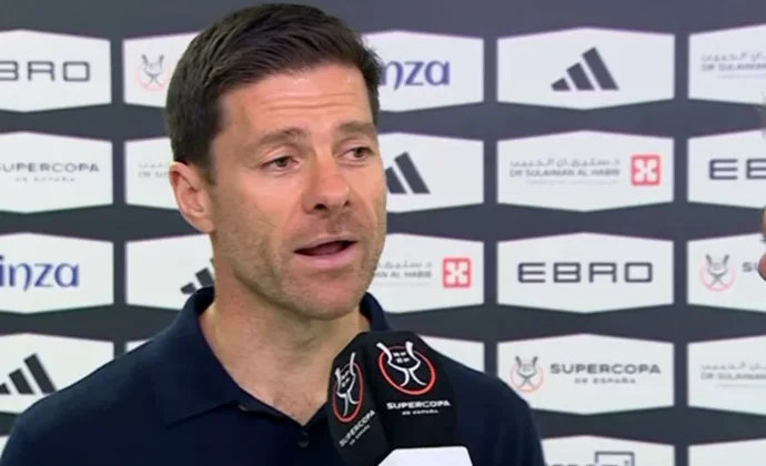 Alonso explica cómo están Mbappé y Huijsen antes del partido