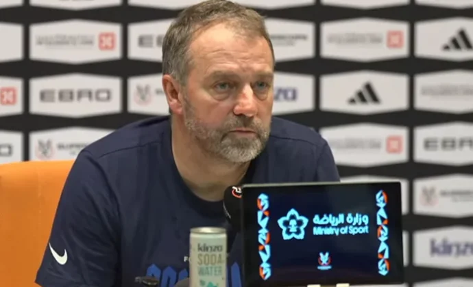 Flick celebra el título de la Supercopa y habla de Raphinha, Eric García y Araujo