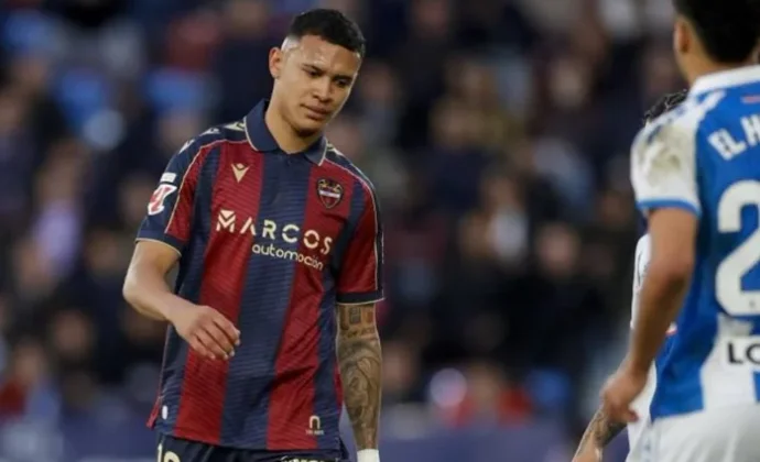 Arriaga y Tunde no sufren lesiones, pero sí terminaron con calambres