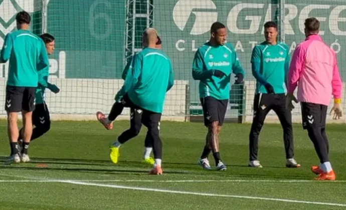 El Betis prepara la Copa con cuatro bajas por lesión
