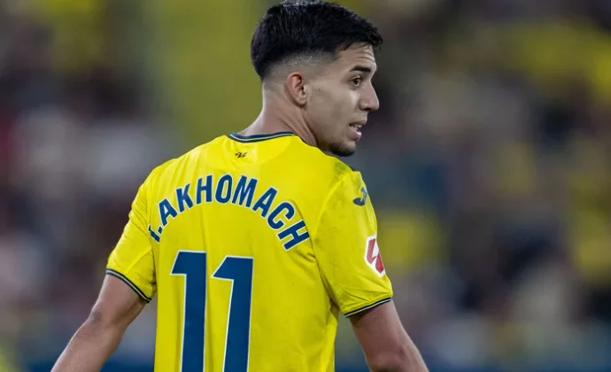 Akhomach quiere salir y se ofrece cedido a cuatro equipos de Primera