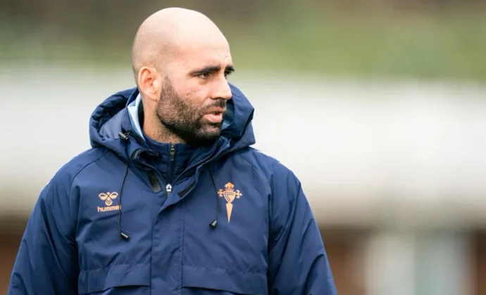 Giráldez vierte sus dudas al costado derecho