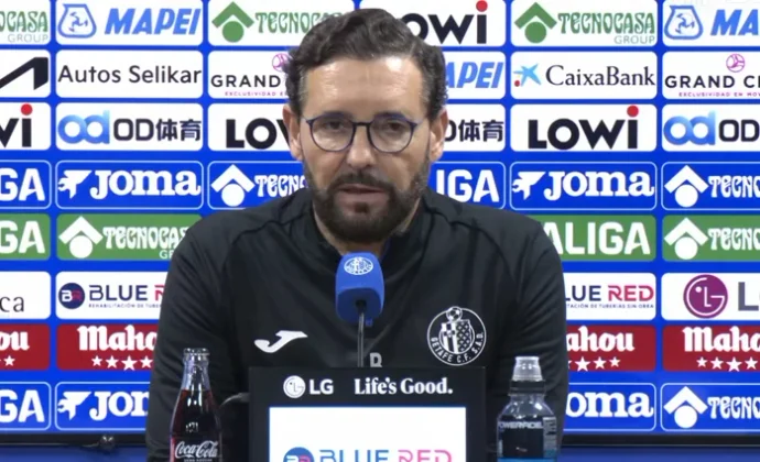 Bordalás confirma las bajas, evita hablar del mercado y pone el foco en el partido