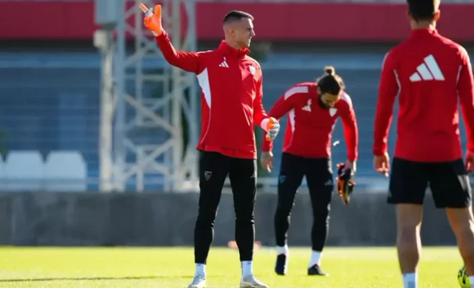 Alexis Sánchez sigue al margen y será duda hasta última hora