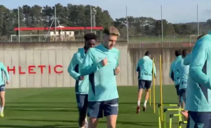 Mikel Vesga vuelve al grupo y cuatro jugadores gestionan las cargas