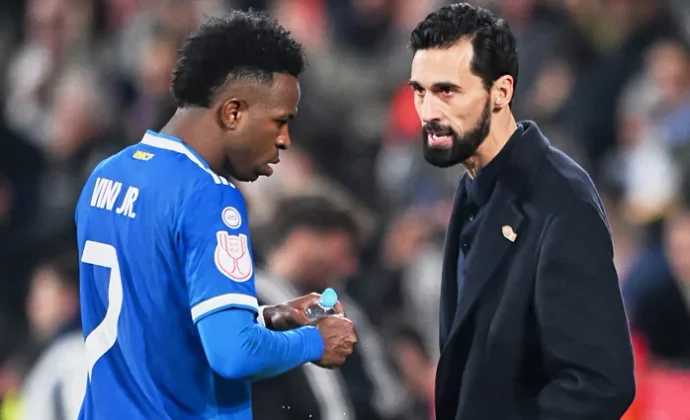 Arbeloa aplica el manual de instrucciones de uso de Vinicius