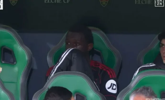 Nianzou, pendiente de pruebas tras sufrir molestias en Elche