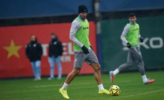 El Espanyol inicia la semana de trabajo con Javi Puado como única ausencia