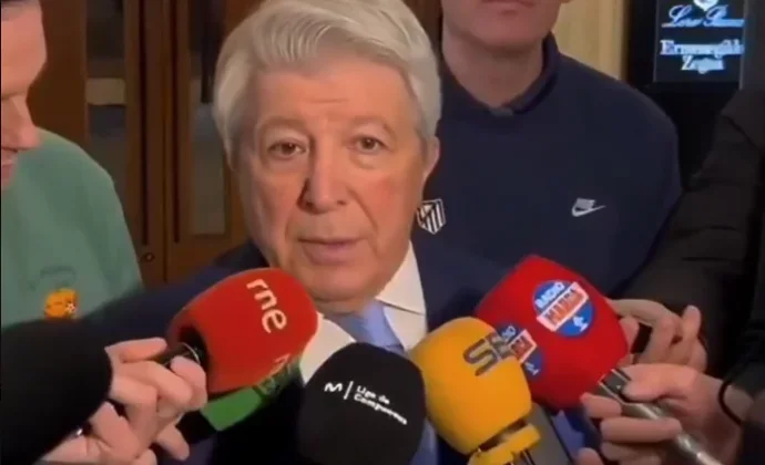 Cerezo habla de Julián Alvarez, Kang In, el mercado y la clasificación