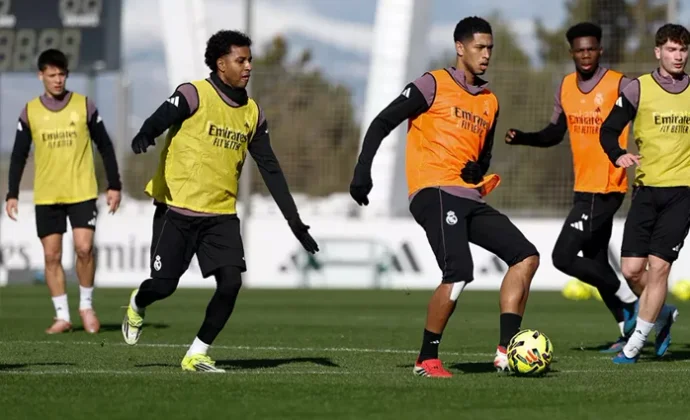 Asencio y Rodrygo repiten con el grupo este viernes