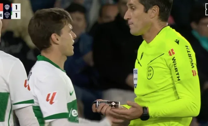 Sarabia pierde a su mejor hombre contra el Barça: Febas ve la quinta