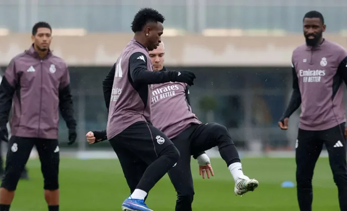 Rüdiger se incorpora parcialmente. Mbappé y Carreras gestionan las cargas