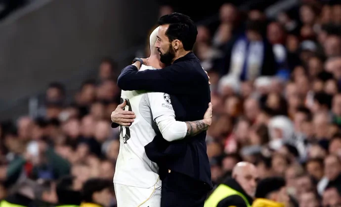 Arbeloa aviva la esperanza en Mastantuono