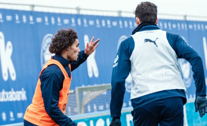 Denis Suárez trabaja al margen en el Alavés