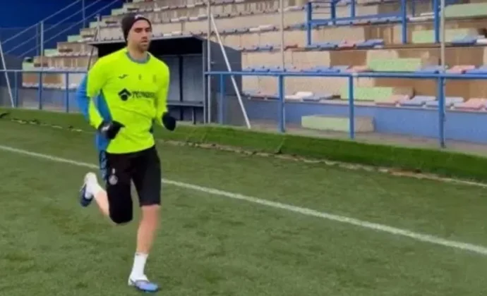 Mayoral avanza en su recuperación y ya corre por el césped