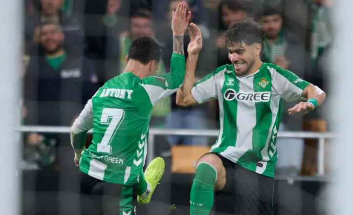 El Betis tira a octavos haciendo la cabra