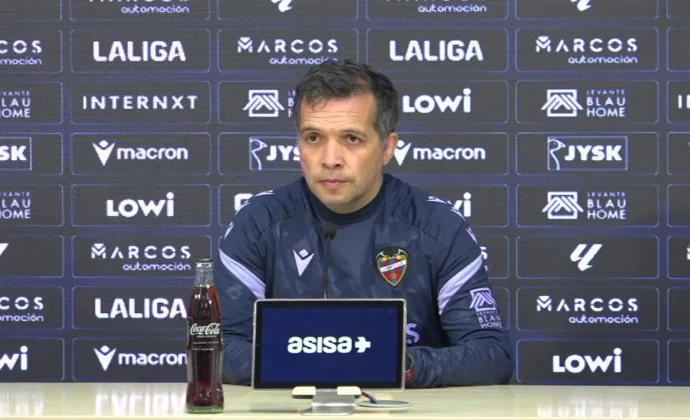 Luis Castro habla de Sorloth, Elgezabal, Matturro, Etta Eyong, Arriaga, Tay Abed, Carlos Álvarez, Pablo Martínez, Oriol Rey y el Atlético