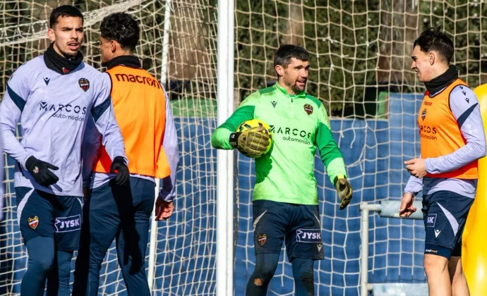 Víctor García y Pampin no llegan a tiempo y Elgezabal esperará otra semana