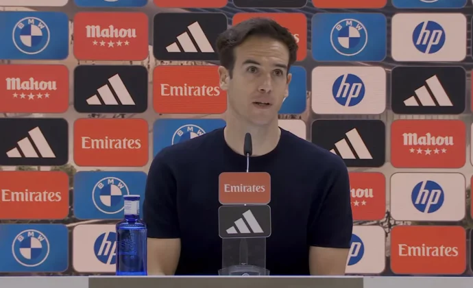 Íñigo Pérez analiza la derrota, la expulsión de Pathé Ciss y evita hablar del arbitraje