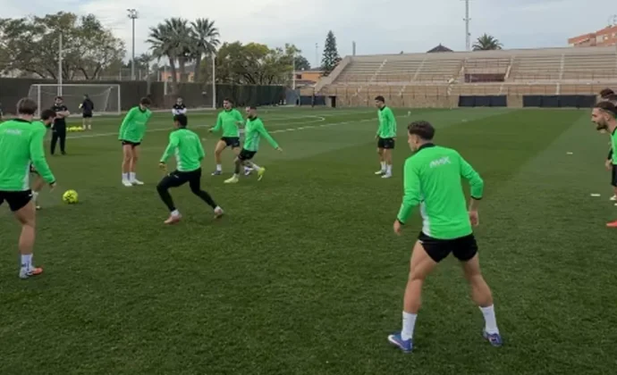 Tete Morente, novedad en una sesión sin Sangaré, Rafa Mir ni Josan