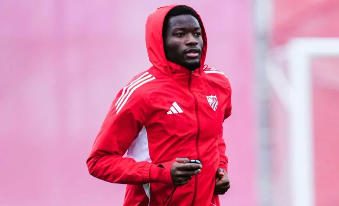 El Sevilla retomó los entrenamientos con Azpilicueta y Nianzou, pero sin Castrín ni los lesionados