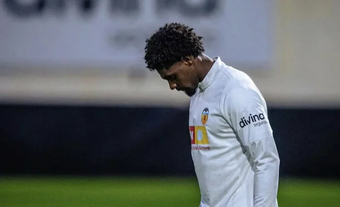 Thierry y Foulquier se ejercitaron parcialmente y Copete está recuperado