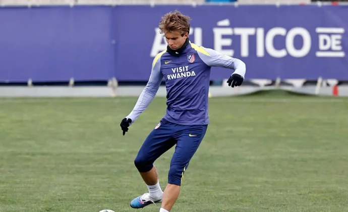 Barrios vuelve al grupo y Simeone lo incluye en el ensayo para la Copa