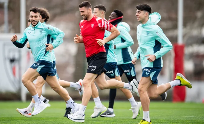 Yuri, Galarreta, Vivian y Berenguer, al margen en la vuelta al trabajo en Lezama