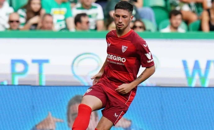 Almeyda genera dudas con la titularidad de Carmona por sus errores