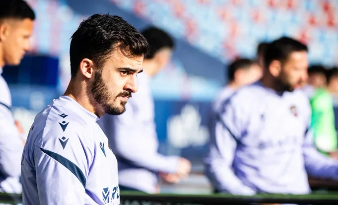 El  Levante completa otro entrenamiento con Pampín, pero sin Moreno, que apunta a baja