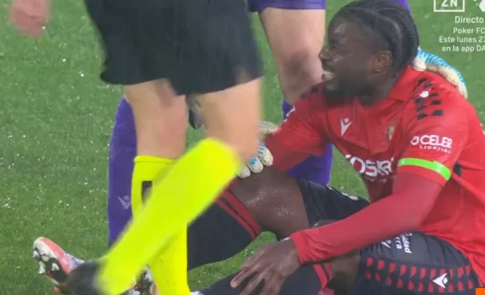 Boyomo se retira lesionado del partido en Balaidos