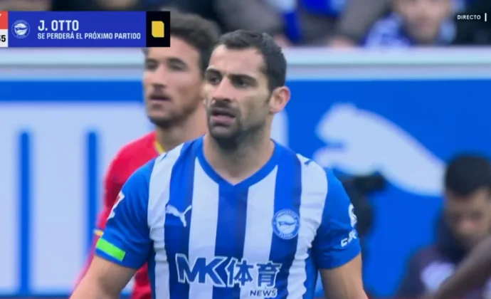 Jonny ve su quinta tarjeta amarilla y se perderá la visita al Pizjuán