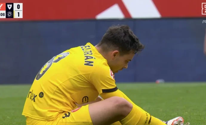 Fran Beltrán pidió el cambio en el Pizjuán por molestias