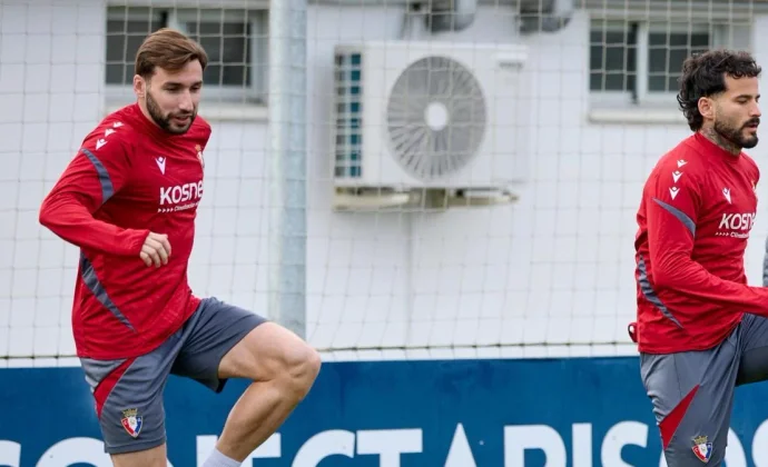 Moncayola y Kike Barja se incorporan parcialmente al grupo