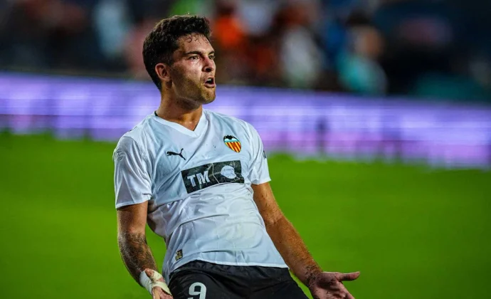 Hugo Duro está pendiente de evolución para el derbi por una sobrecarga