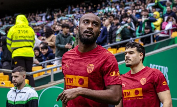 Parte médico oficial: Foulquier será operado de la rodilla izquierda