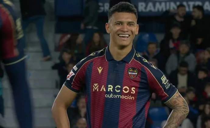 Kervin Arriaga se expone a una sanción de 2 a 3 partidos