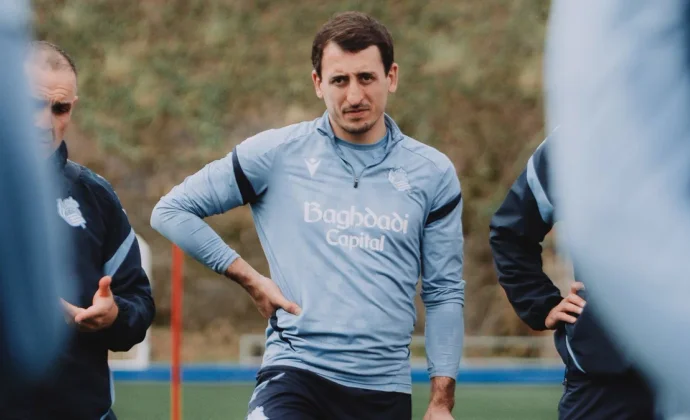 Carlos Soler y Aritz se quedan al margen este martes por gastroenteritis