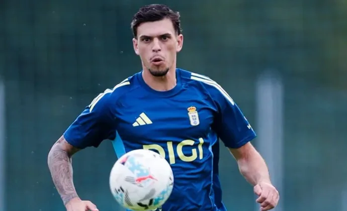 Javi López no tiene cláusula del miedo y podrá jugar en Anoeta