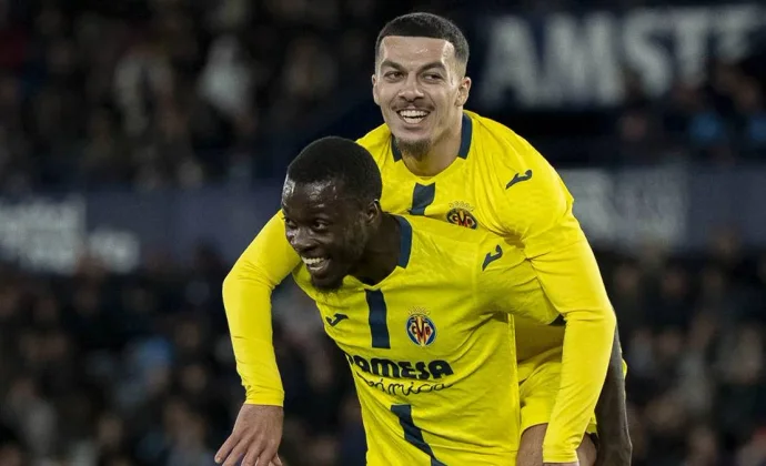 El Villarreal se lleva tres puntos y 100.000 euros de regalo