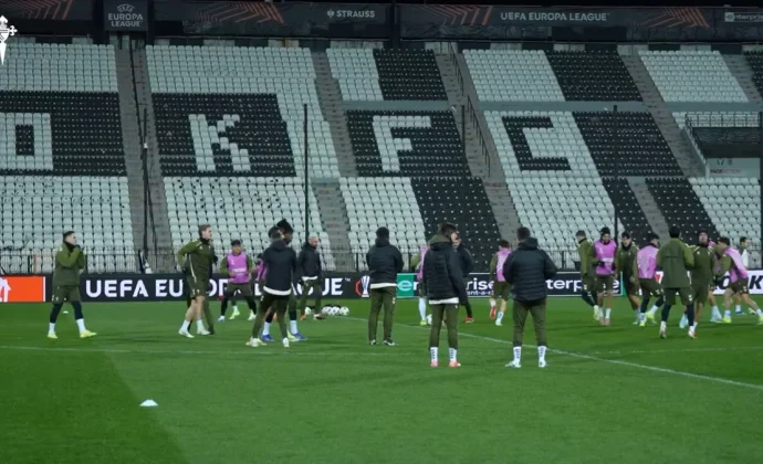 El Celta completó la sesión en Tessalonika con cuatro bajas