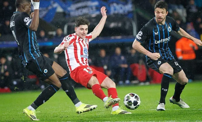 El Atlético muestra su versión híbrida y deja abierta la eliminatoria