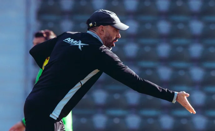 Héctor Fort y Diangana, únicas bajas en la sesión previa al partido