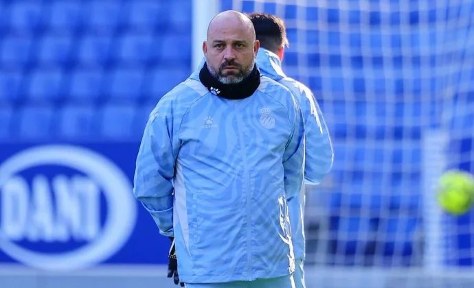 Mundo Deportivo ve a Urko, Dolan, Terrats y Kike García de vuelta al once