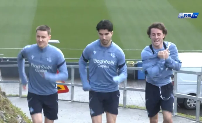 Carlos Soler retoma los entrenamientos con el grupo