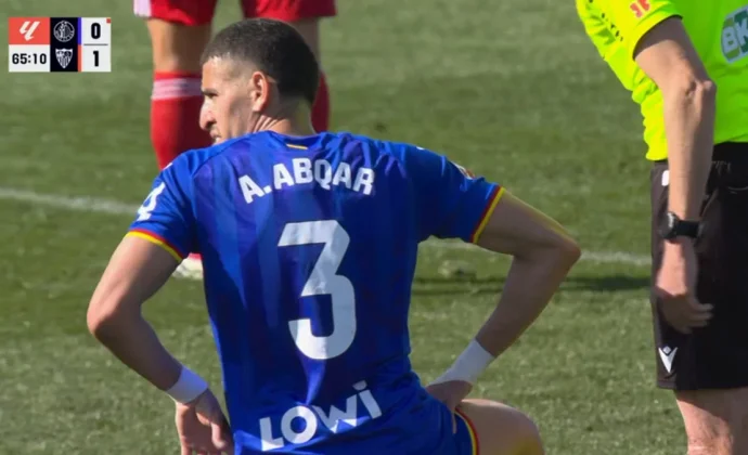 Abqar pidió el cambio por molestias en el muslo